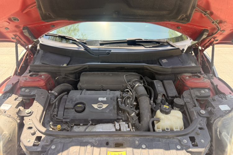 Used MINI Countryman 2014 1.6T COOPER S Engine Bay