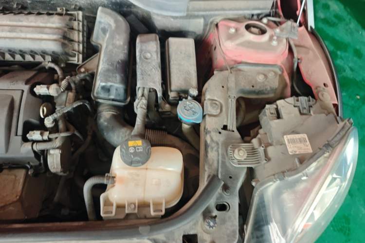 Used MINI Countryman 2014 1.6L COOPER Fun Engine Bay Left