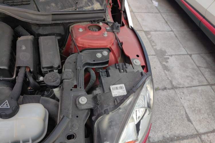 Used MINI Countryman 2014 1.6L ONE Engine Bay Left