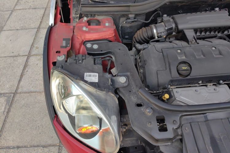 Used MINI Countryman 2014 1.6L ONE Engine Bay Right