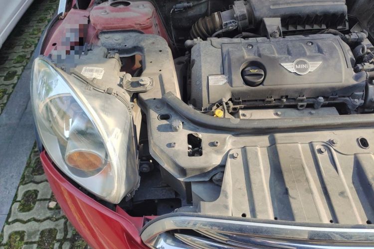 Used MINI Countryman 2014 1.6L COOPER Fun Engine Bay Right