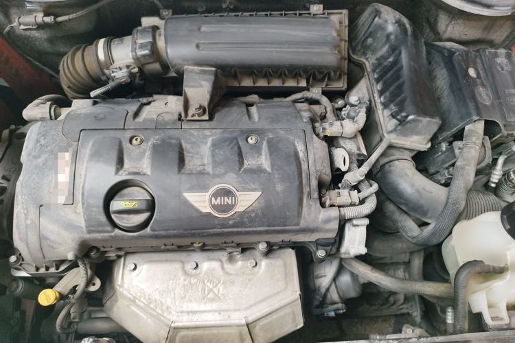 Used MINI Countryman 2014 1.6L COOPER Fun Engine Bay