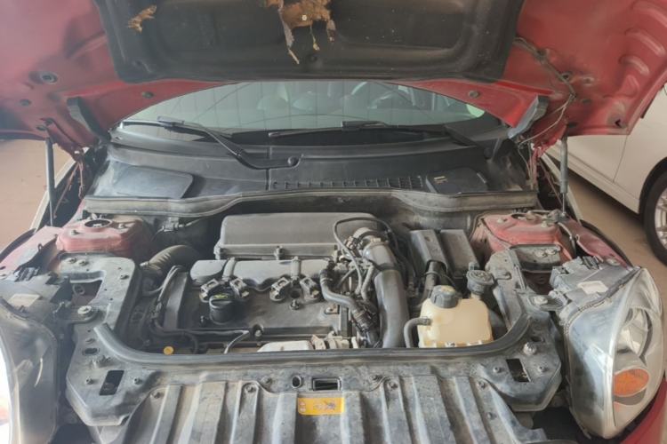 Used MINI Countryman 2014 1.6T COOPER ALL4 Fun Engine Bay