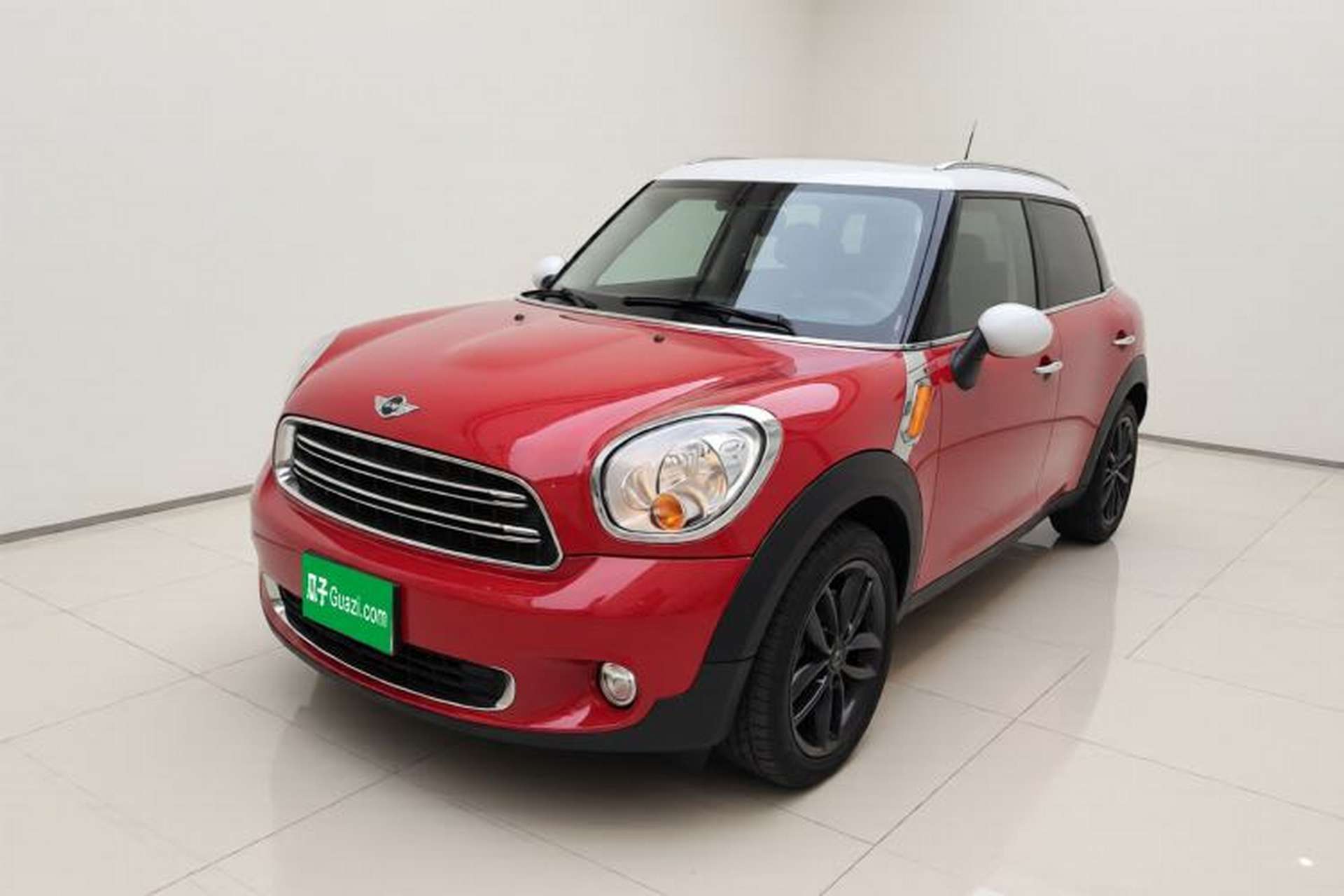 Used MINI Countryman 2014 1.6L COOPER Fun Front Left 45 Deg