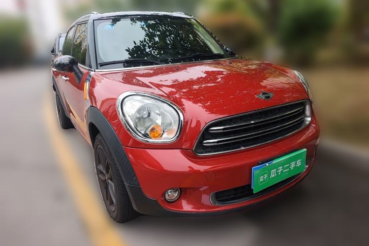Used MINI Countryman 2014 1.6L COOPER Fun Front Right 45 Deg