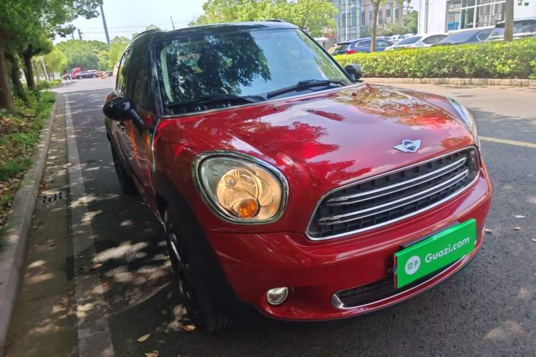 Used MINI Countryman 2014 1.6L COOPER Fun Front Right 45 Deg