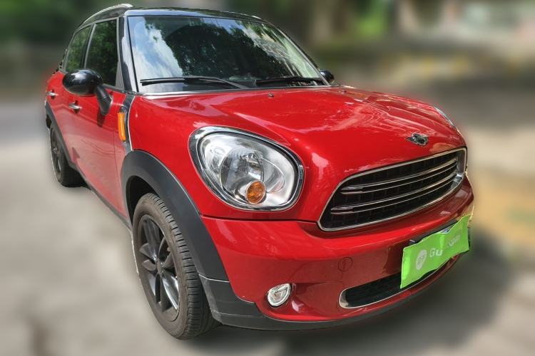 Used MINI Countryman 2014 1.6L COOPER Fun Front Right 45 Deg