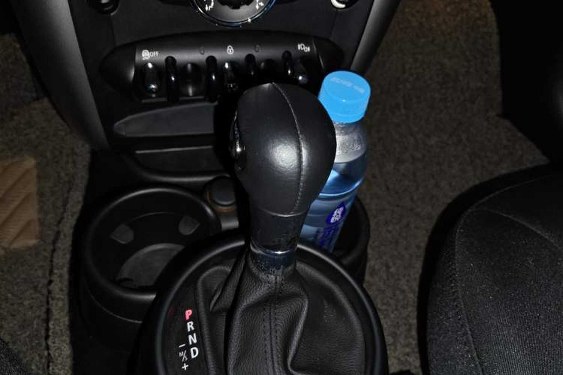Used MINI Countryman 2014 1.6L ONE Gear Lever