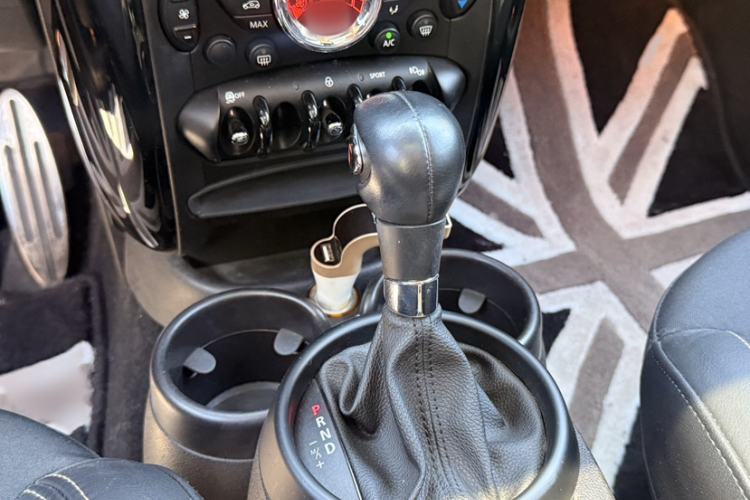 Used MINI Countryman 2014 1.6T COOPER S Gear Lever