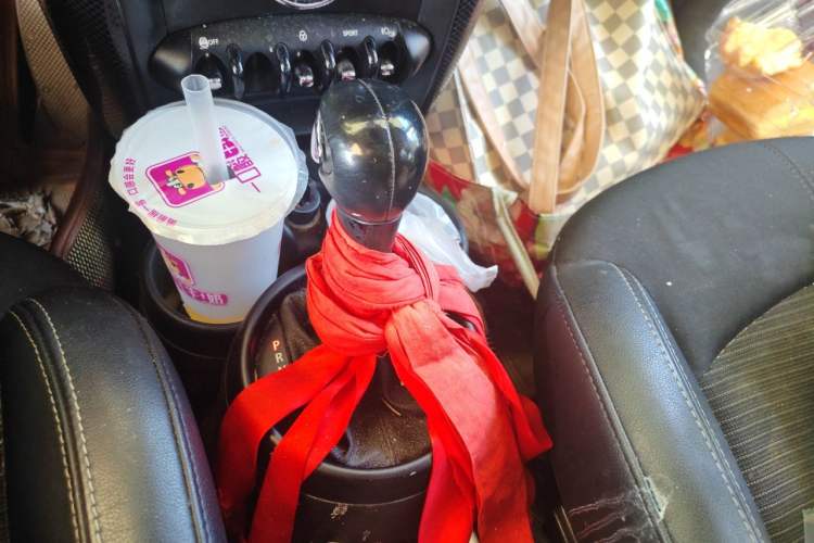 Used MINI Countryman 2014 1.6L COOPER Fun Gear Lever