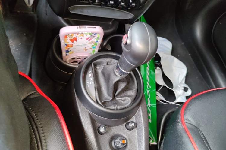 Used MINI Countryman 2014 1.6T COOPER S Gear Lever