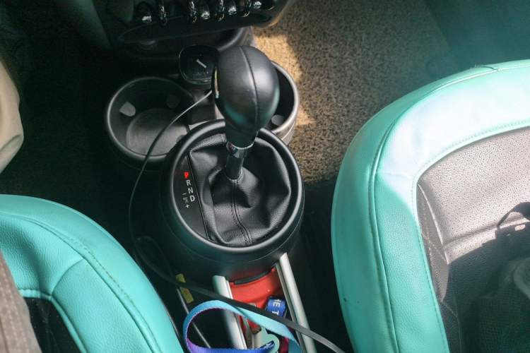 Used MINI Countryman 2014 1.6L COOPER Fun Gear Lever