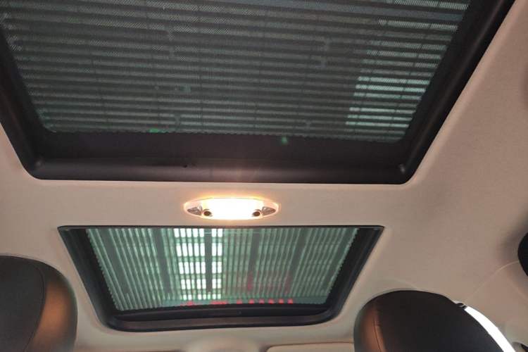 Used MINI Countryman 2014 1.6L COOPER Fun Headliner