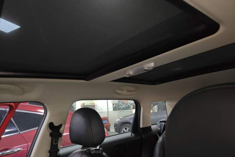 Used MINI Countryman 2014 1.6T COOPER ALL4 Excitement Headliner