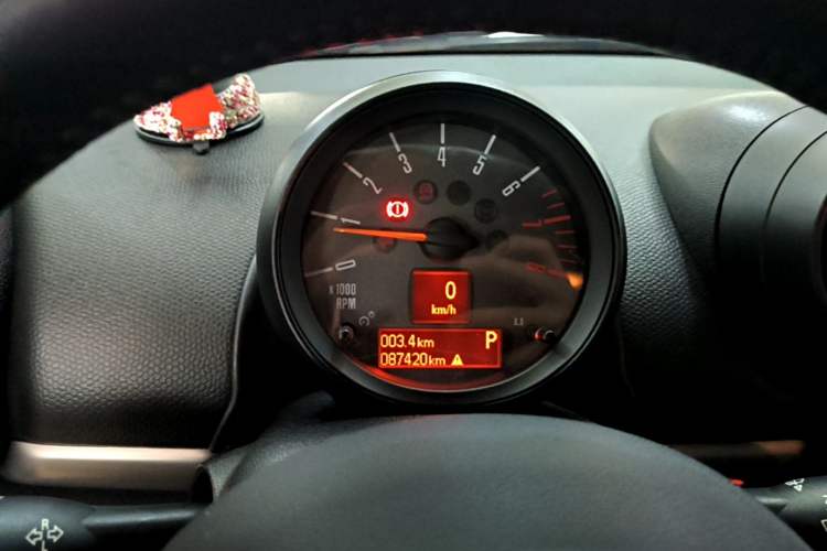 Used MINI Countryman 2014 1.6T COOPER ALL4 Fun Instrument Cluster