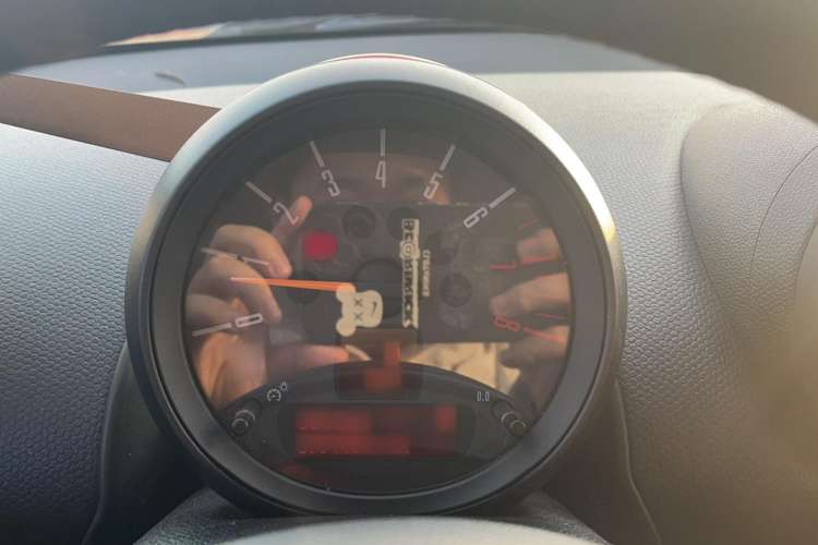 Used MINI Countryman 2014 1.6T COOPER ALL4 Fun Instrument Cluster