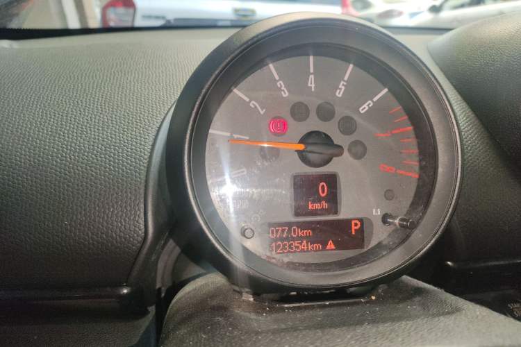 Used MINI Countryman 2014 1.6L COOPER Fun Instrument Cluster