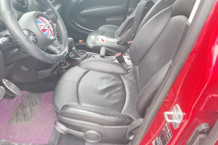 Used MINI Countryman 2014 1.6L COOPER Excitement Left Front Seat