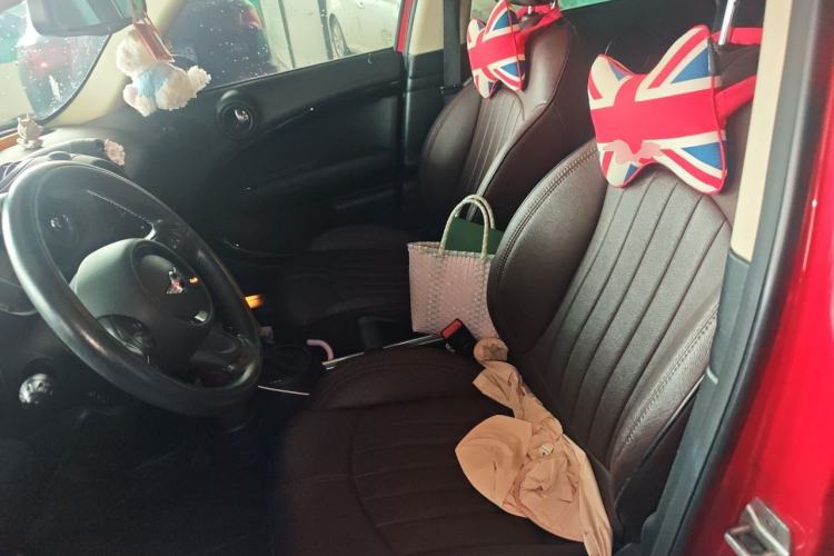 Used MINI Countryman 2014 1.6L COOPER Fun Left Front Seat