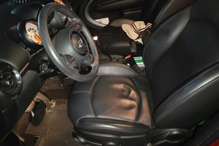 Used MINI Countryman 2014 1.6T COOPER S ALL4 Left Front Seat