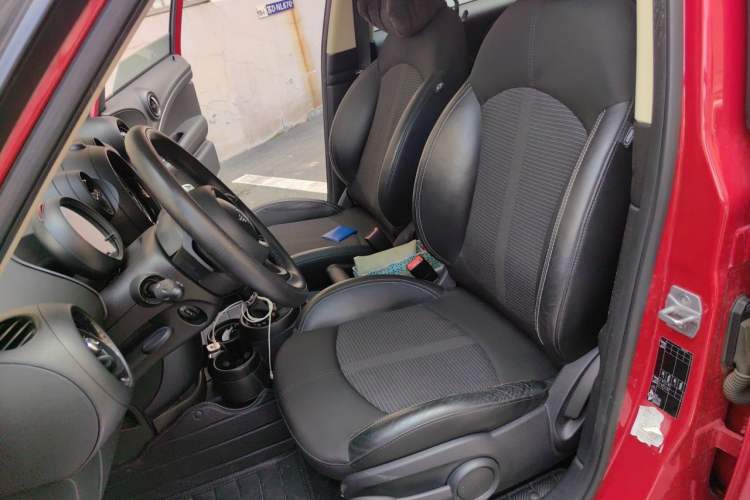 Used MINI Countryman 2014 1.6T COOPER S Left Front Seat