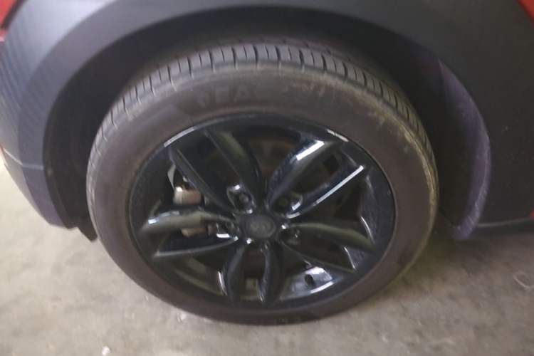 Used MINI Countryman 2014 1.6T COOPER ALL4 Excitement Left Front Wheel Hub