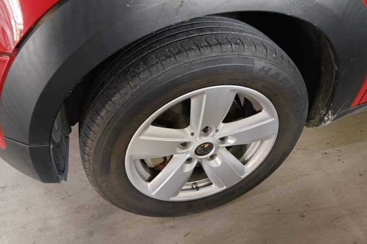 Used MINI Countryman 2014 1.6L ONE Left Front Wheel Hub
