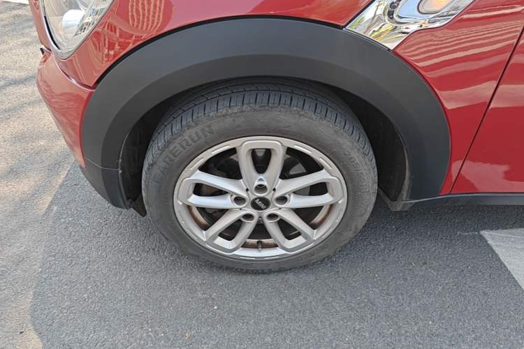 Used MINI Countryman 2014 1.6L COOPER Excitement Left Front Wheel Hub