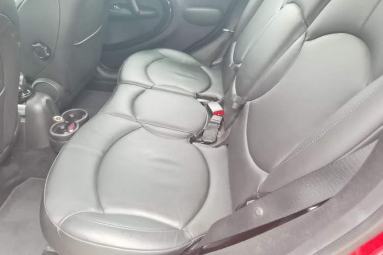Used MINI Countryman 2014 1.6L COOPER Excitement Left Rear Seat