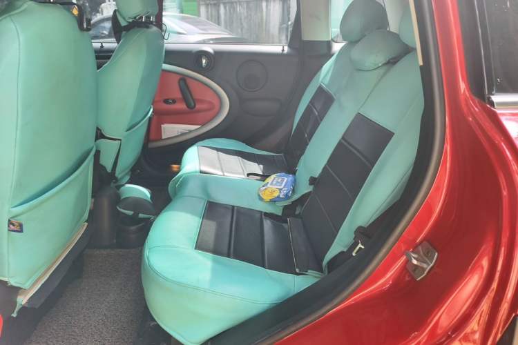 Used MINI Countryman 2014 1.6L COOPER Fun Left Rear Seat