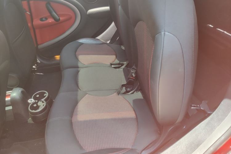 Used MINI Countryman 2014 1.6L COOPER Fun Left Rear Seat