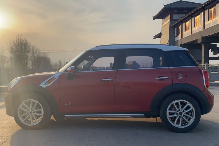 Used MINI Countryman 2014 1.6T COOPER ALL4 Fun Left Side