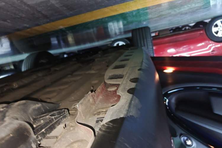 Used MINI Countryman 2014 1.6T COOPER S Left Side Sill