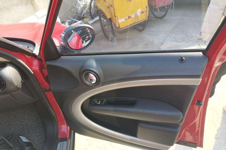 Used MINI Countryman 2014 1.6T COOPER ALL4 Fun Right Front Door Interior