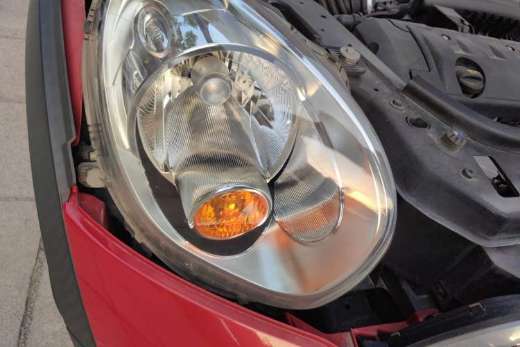 Used MINI Countryman 2014 1.6L ONE Right Front Headlight