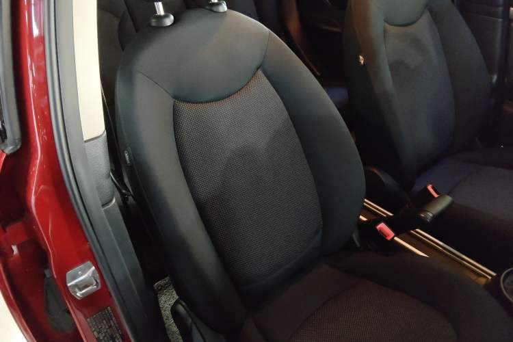 Used MINI Countryman 2014 1.6L ONE Right Front Seat