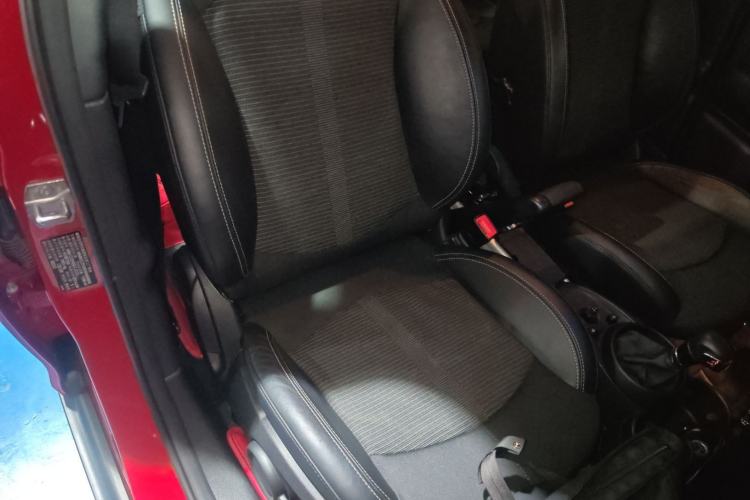 Used MINI Countryman 2014 1.6T COOPER S Right Front Seat