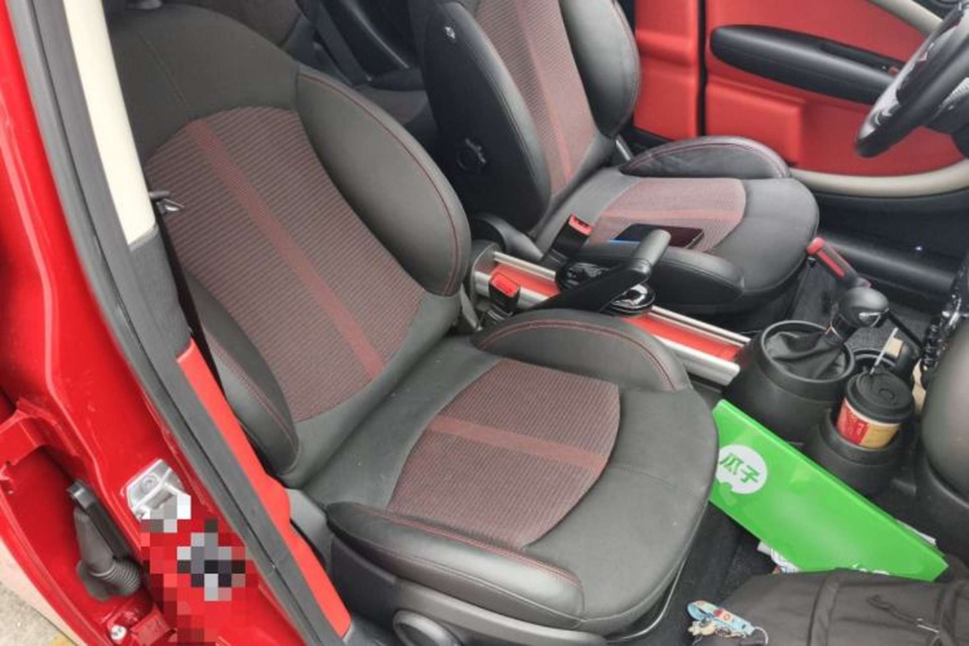Used MINI Countryman 2014 1.6L COOPER Fun Right Front Seat