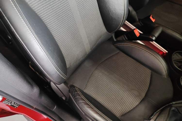 Used MINI Countryman 2014 1.6T COOPER ALL4 Fun Right Front Seat