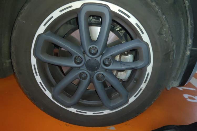 Used MINI Countryman 2014 1.6L COOPER Excitement Right Front Wheel Hub