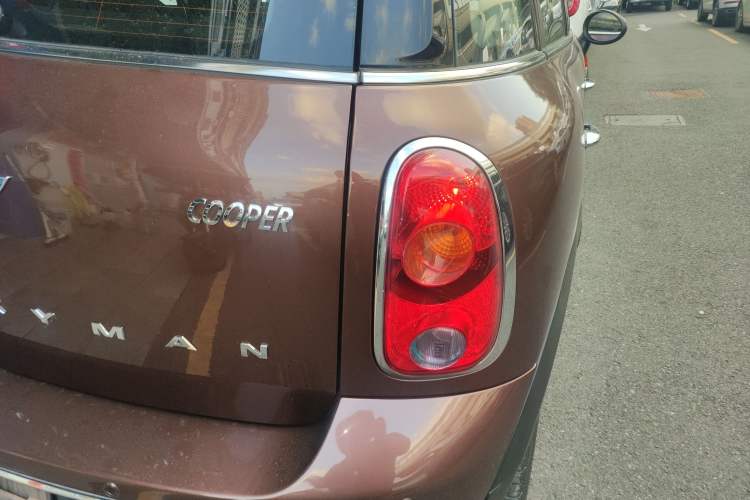 Used MINI Countryman 2014 1.6L COOPER Fun Right Rear Taillight
