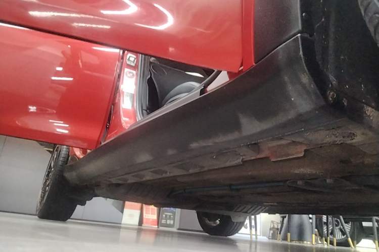 Used MINI Countryman 2014 1.6T COOPER S Right Side Sill