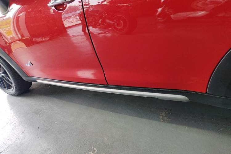 Used MINI Countryman 2014 1.6T COOPER ALL4 Fun Right Side Sill