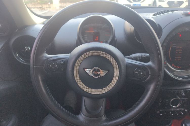 Used MINI Countryman 2014 1.6T COOPER ALL4 Excitement Steering Wheel
