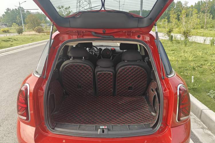 Used MINI Countryman 2014 1.6T COOPER ALL4 Fun Trunk