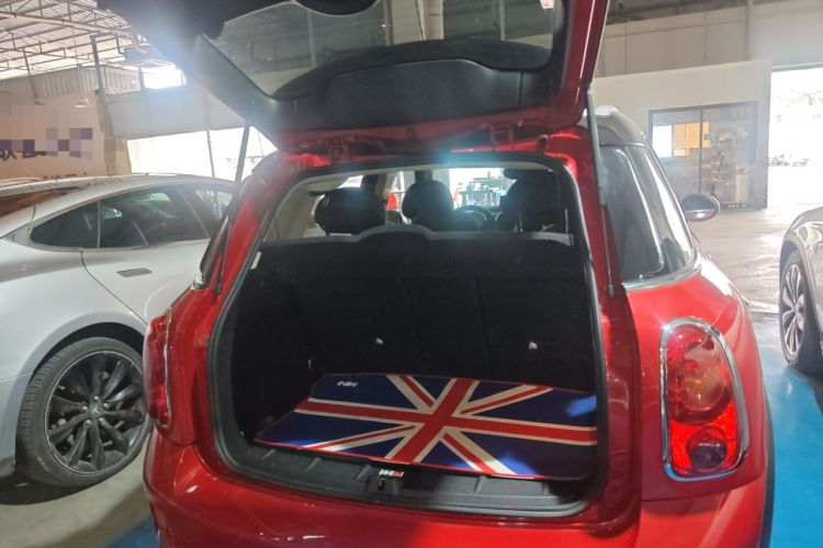 Used MINI Countryman 2014 1.6T COOPER S Trunk