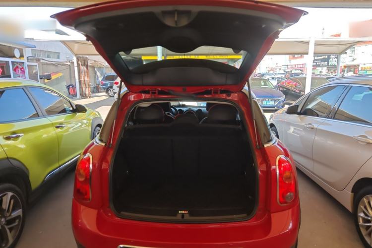 Used MINI Countryman 2014 1.6L COOPER Fun Trunk