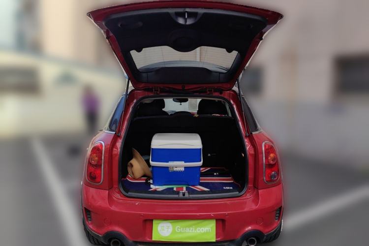 Used MINI Countryman 2014 1.6T COOPER S Trunk