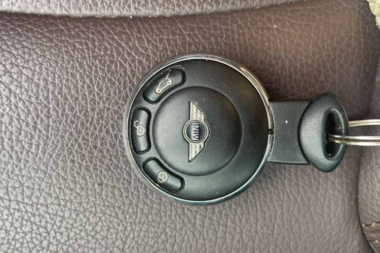 Used MINI Countryman 2014 1.6T COOPER ALL4 Fun Vehicle Key