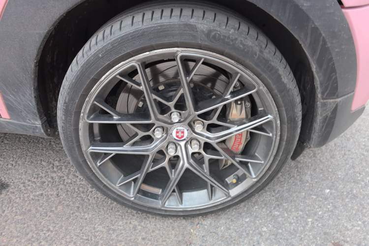 Used MINI Countryman 2014 1.6T COOPER S Right Front Wheel Hub